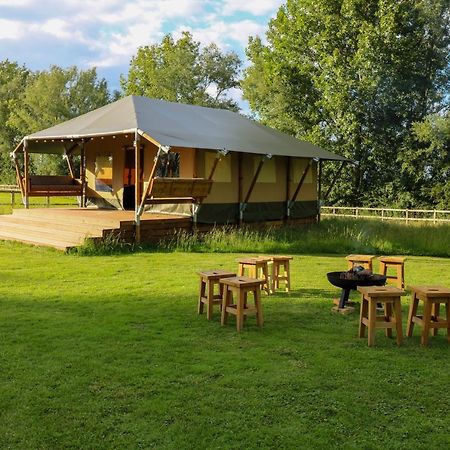 Horsley Hale Farm Glamping Hotel Ely Exterior photo