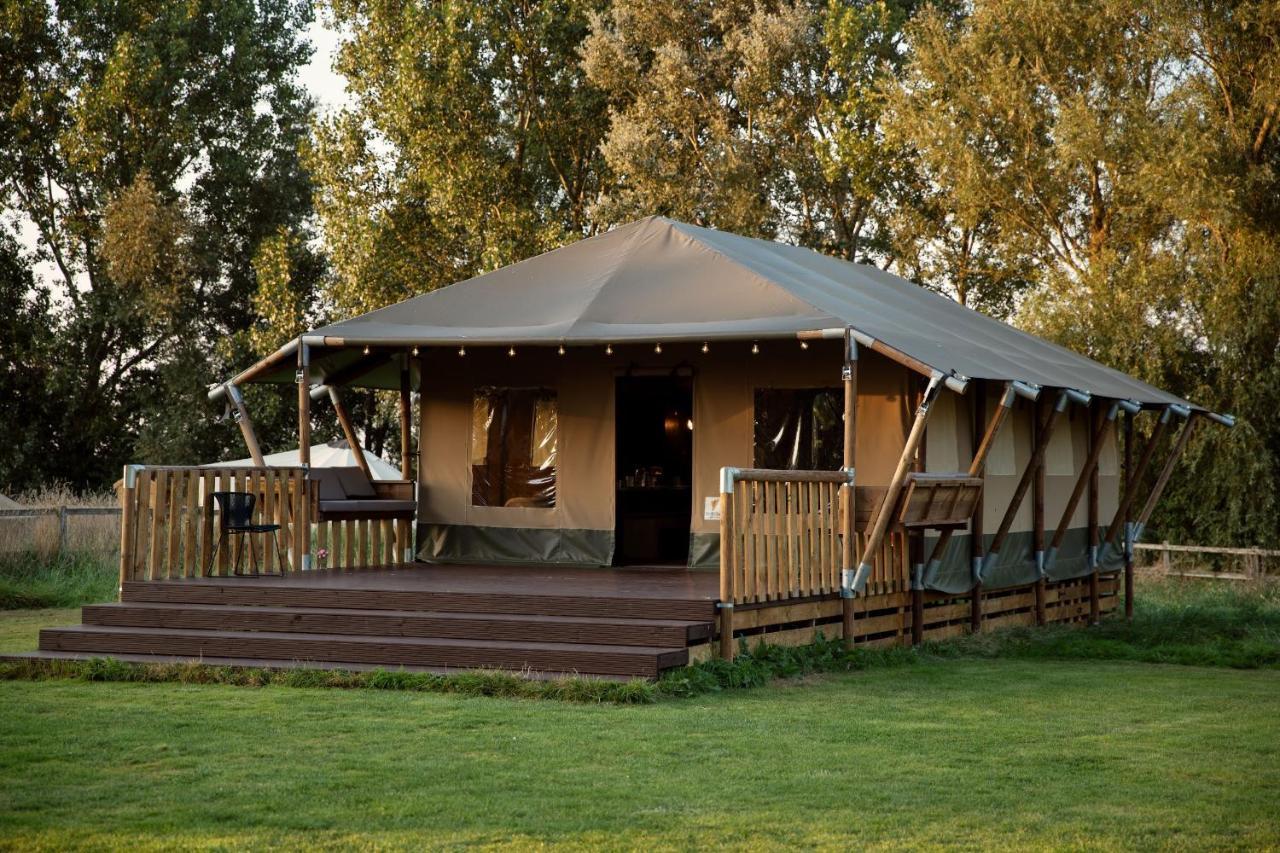 Horsley Hale Farm Glamping Hotel Ely Exterior photo