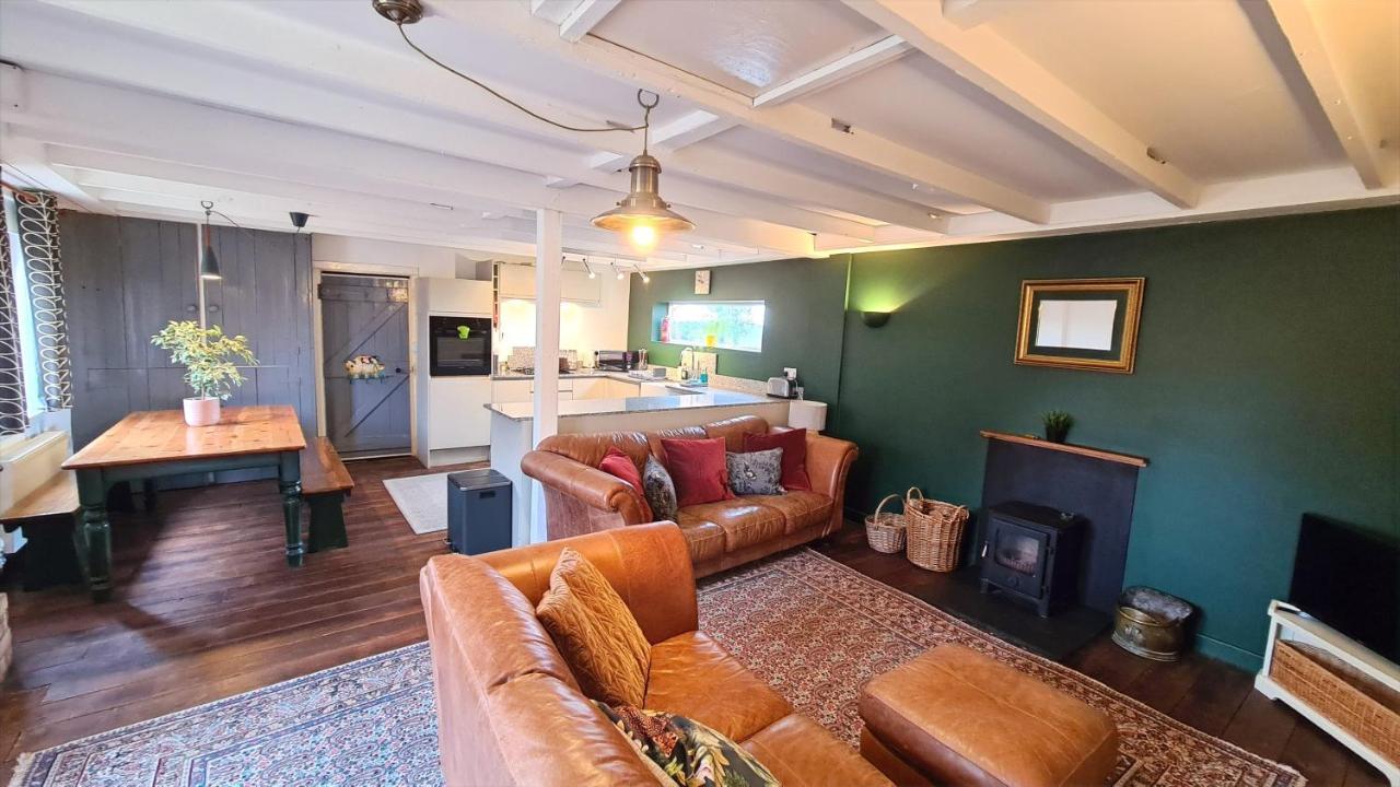 Horsley Hale Farm Glamping Hotel Ely Exterior photo