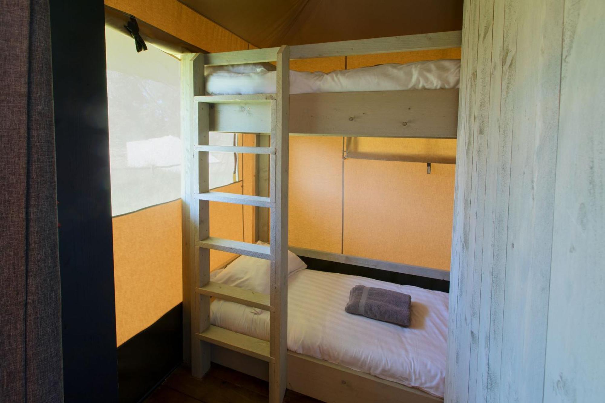 Horsley Hale Farm Glamping Hotel Ely Room photo