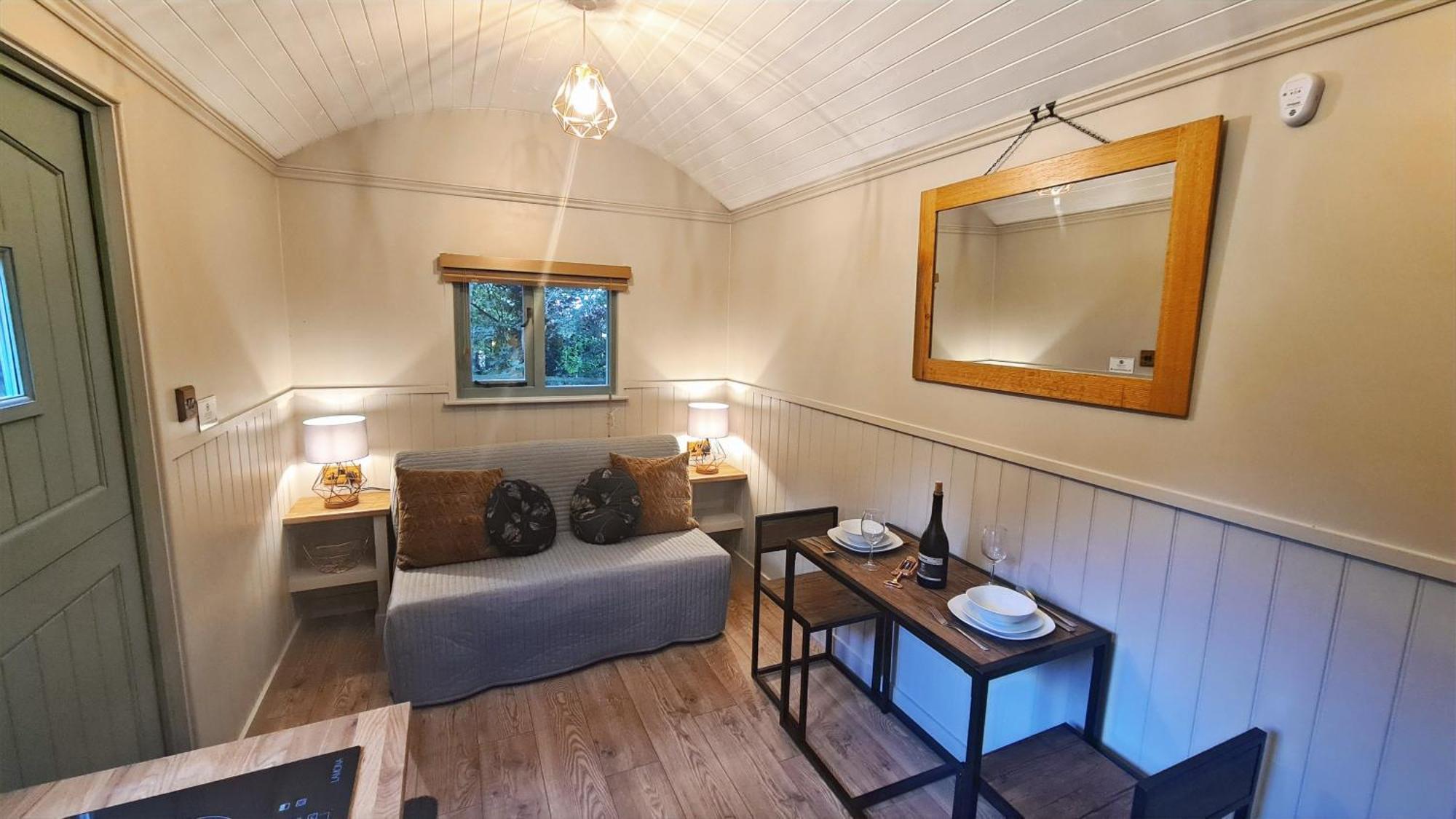 Horsley Hale Farm Glamping Hotel Ely Room photo