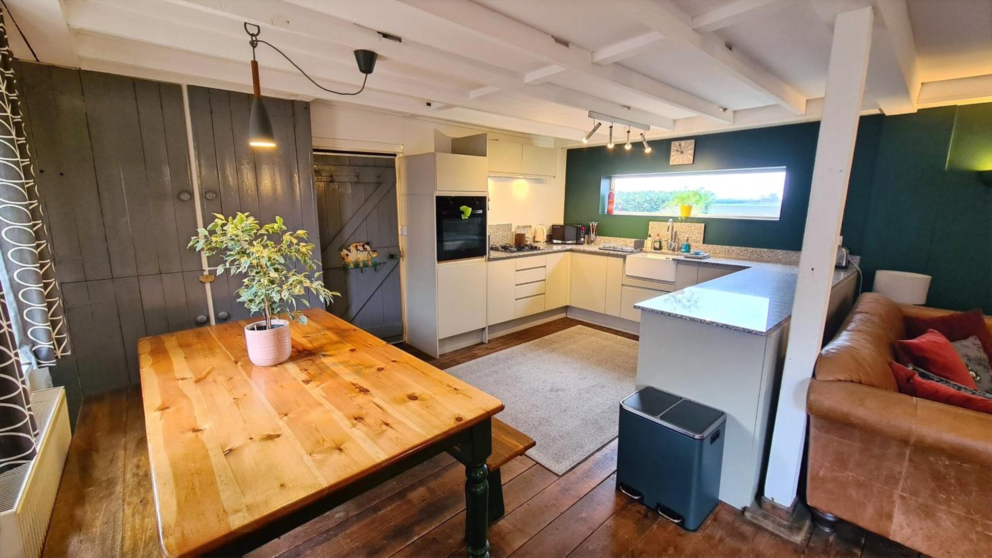 Horsley Hale Farm Glamping Hotel Ely Room photo